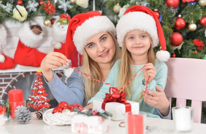 The Best Safe & Adorable Christmas Skincare Gifts for Kids