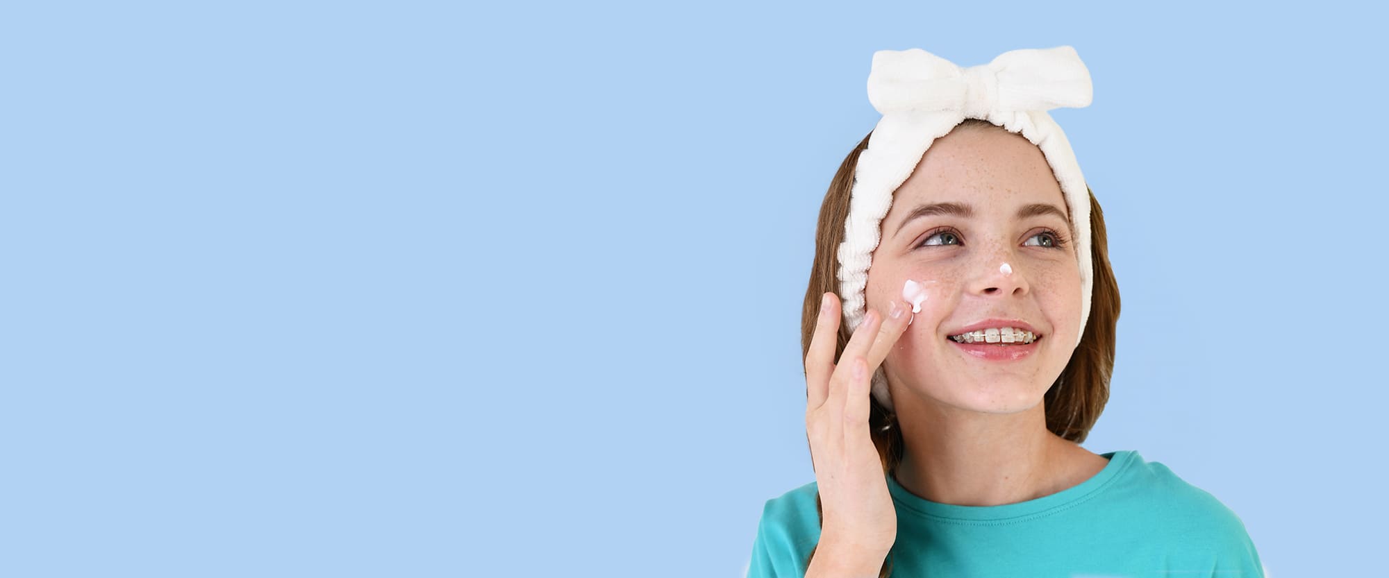 Girl using product by lav kids